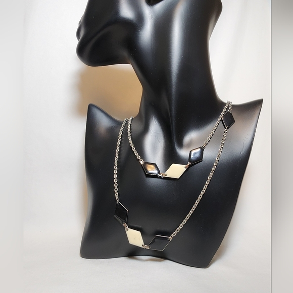 Vintage Long Black & Cream Enamel Diamond Link Necklace – Double Wrap Statement - Picture 2 of 11